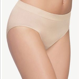Wacoal B-Smooth Seamless Brief